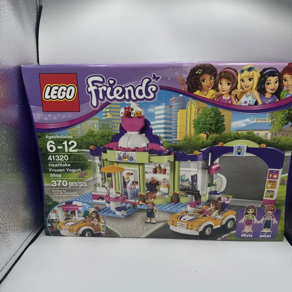 LEGO FRIENDS: Heartlake Frozen Yogurt Shop (41320) - Picture 6 of 9